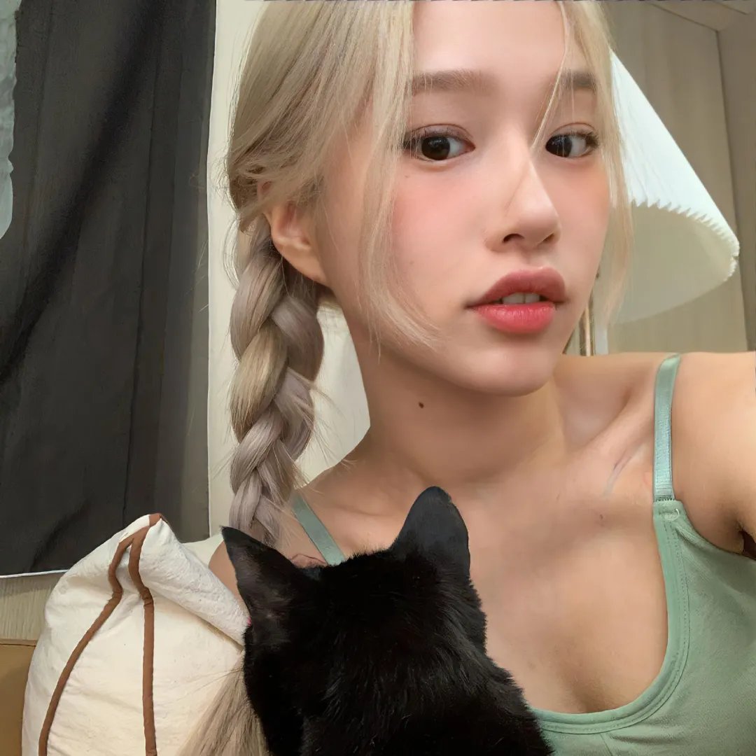 娜希德